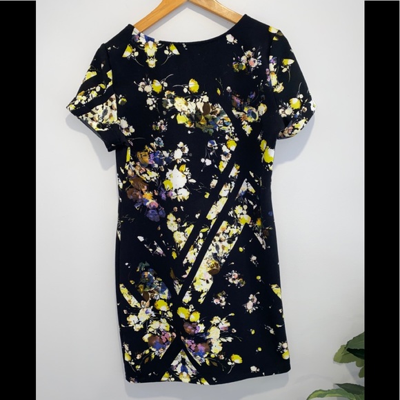 Dex Black short sleeve dress size small - Picture 4 of 8